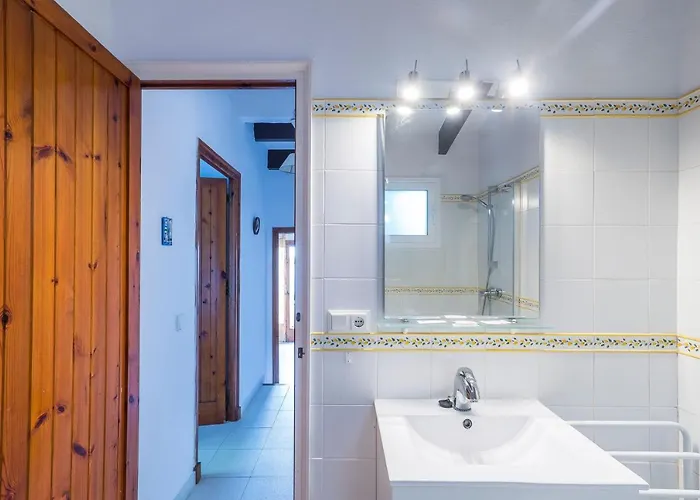 Mar Y Roca * Binibeca